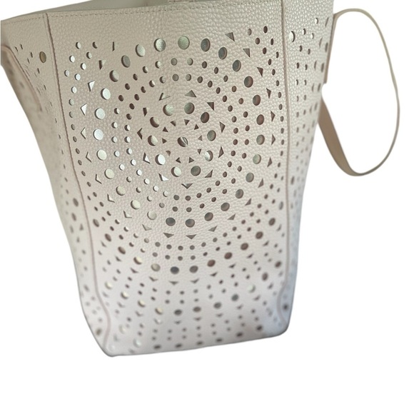 Bath and Body Works Tote Bag NWT - Picture 3 of 9